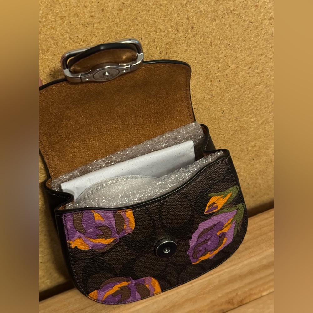 Coach Morgan Card Case On A Chain In Signature Canvas With Rose Print ~ NWTS! - Picture 5 of 7